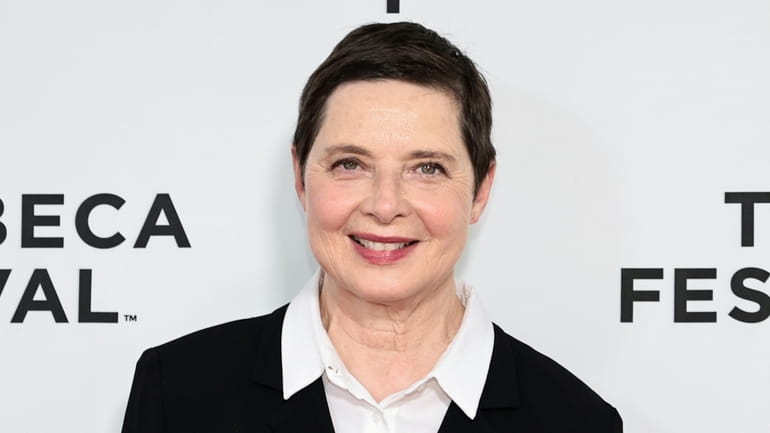 Isabella Rossellini transforms herself into different animals in her show...