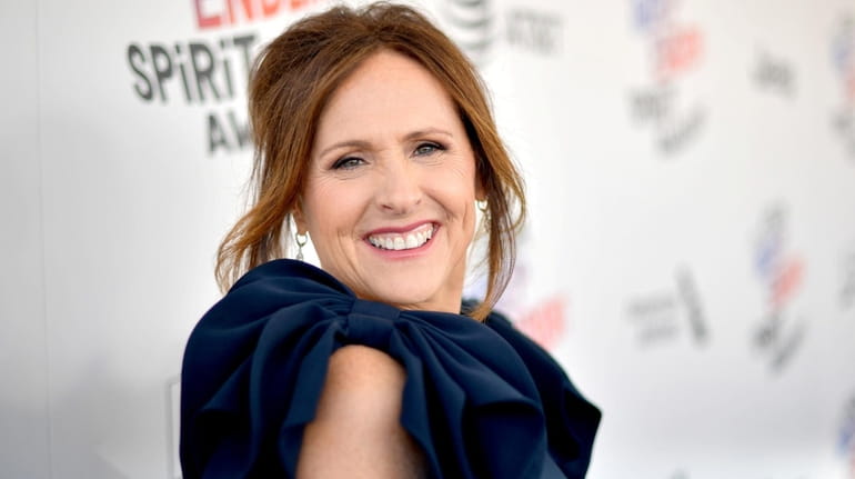  Molly Shannon has a new movie coming out and an...
