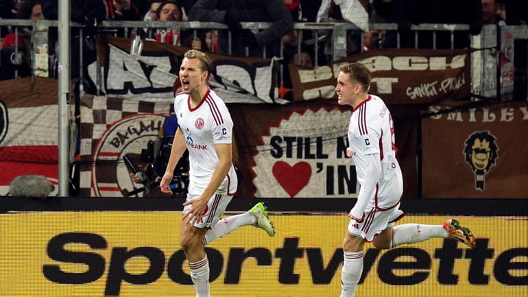 30 January 2024, Hamburg: Soccer: DFB Cup, FC St. Pauli...