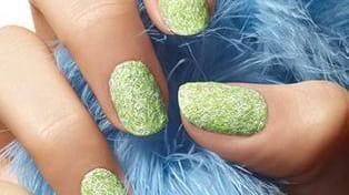 New Fuzzy Coat 3D nail effects by Sally Hansen puts...