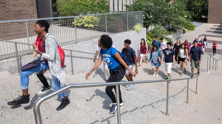 High schoolers tour Stony Brook University in August 2017.