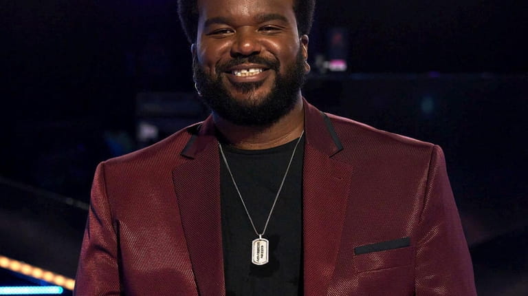 Craig Robinson hosts the Fox spinoff "The Masked Dancer."