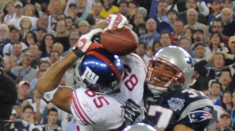 David Tyree makes "the catch" in Super Bowl XLII, Sunday,...