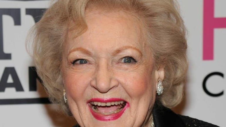 Actress Betty White attends the "Hot in Cleveland" premiere at...