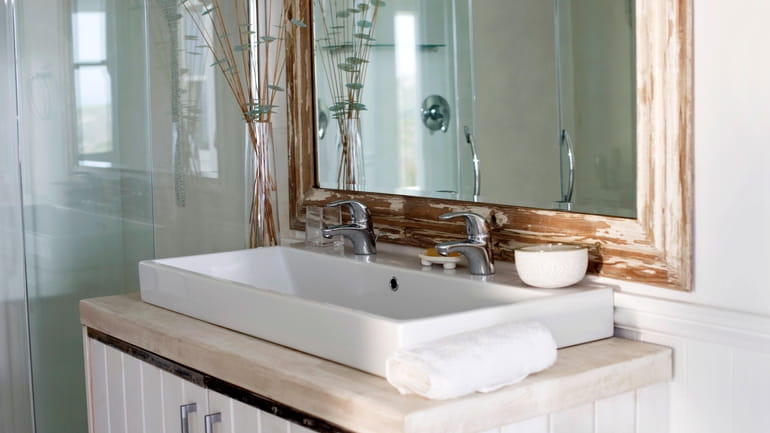 Make your sink gleam with these simple cleaning strategies.