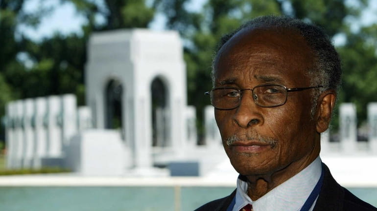 World War II veteran Leroy L. Ramsey, 90, died of...