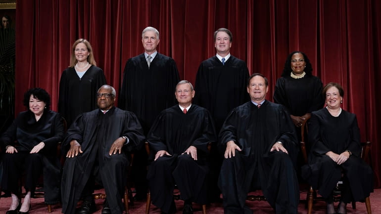 The judges of the U.S. Supreme Court: Bottom row, from...