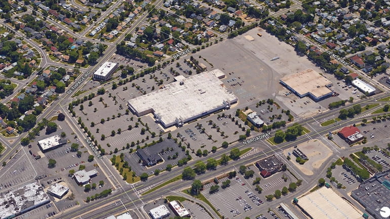 An aerial photo of the former Sears building in Hicksville.