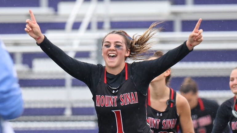 Mt. Sinai attack Alexa Spallina reacts after beating Sayville in...