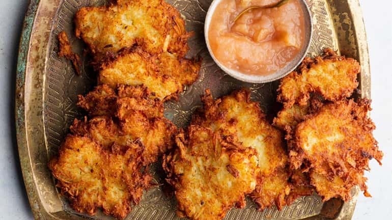 Perfect Potato Latkes from "Peas Love and Carrots" by Danielle...