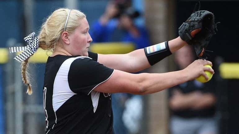Clarke starting pitcher Sarah Cornell delivers a pitch against Mt....