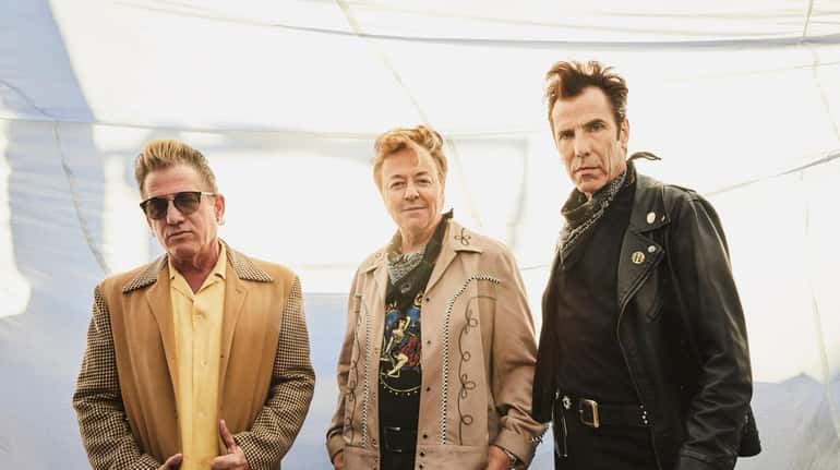 The Stray Cats will celebrate their 40th anniversary with an album...