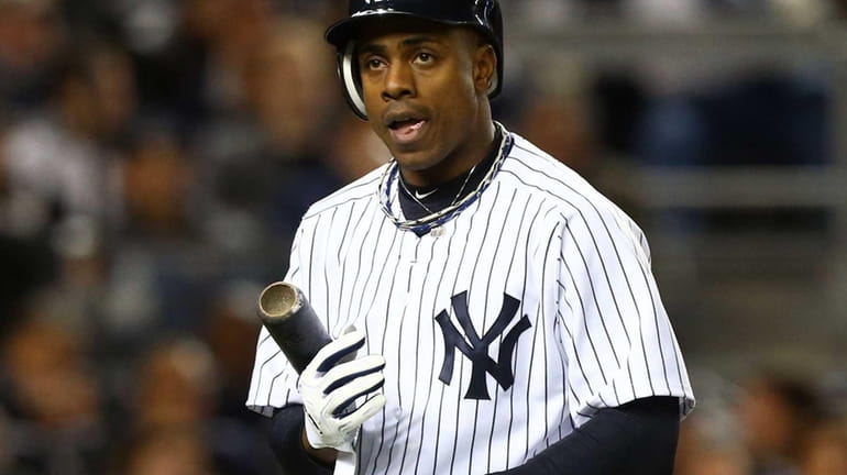 Curtis Granderson strikes out in fifth inning during Game 4...