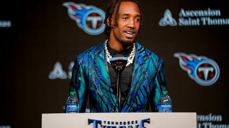 Tennessee Titans cornerback L'Jarius Sneed responds to questions from reporters...