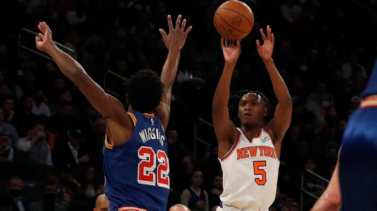 Immanuel Quickley, shooting against Golden State on Tuesday, is latest Knick...