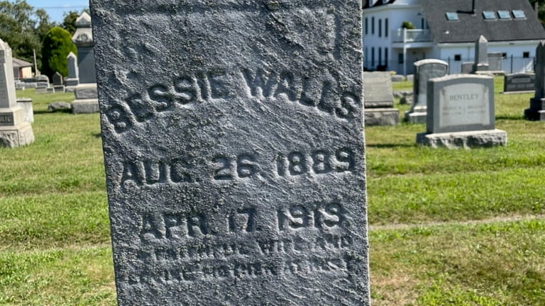 Bessie Wallis’ granchildren say her headstone looked uncannily clear and easy to read...