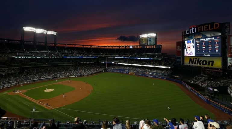 A general view as the Mets play against the Marlins in...