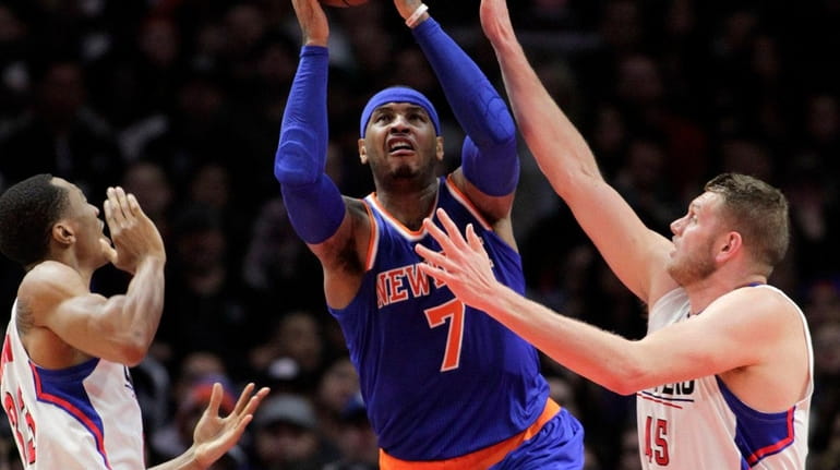 Knicks' Carmelo Anthony had 20 points, six rebounds and four...