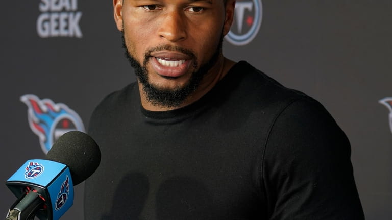 Tennessee Titans safety Kevin Byard responds to question from reporters...