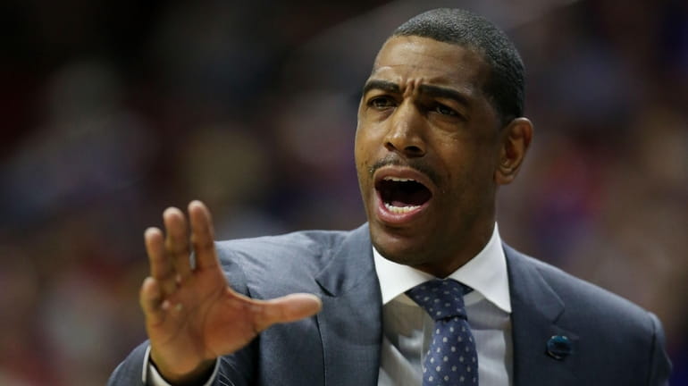 Kevin Ollie reacts during the second round of the 2016 NCAA...