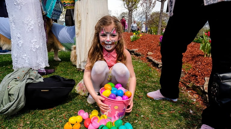 Vanessa Mellilo of Commack, checks out the eggs she collected...