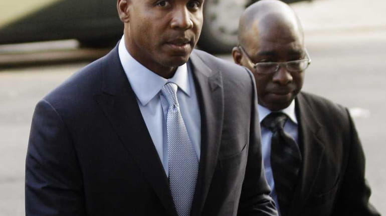 Barry Bonds arrives at the federal courthouse for the second...