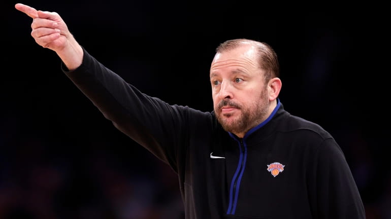 Knicks head coach Tom Thibodeau directs his team against the...