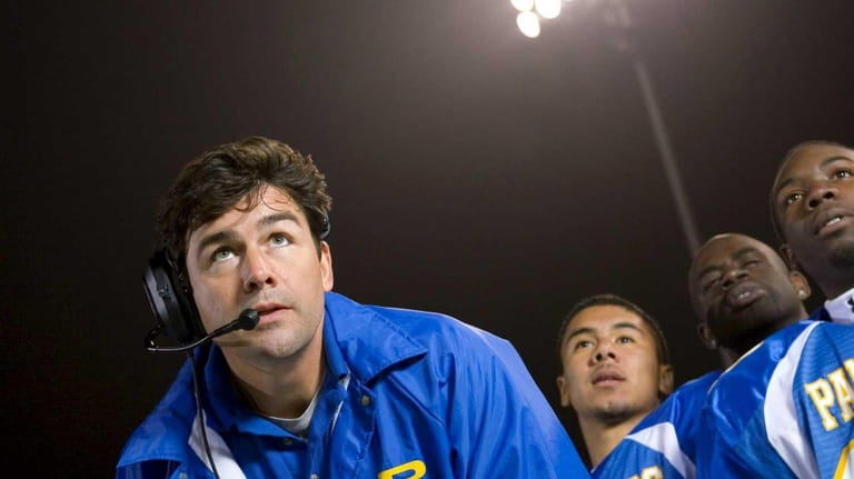 Kyle Chandler was the coach trying to lead a high...