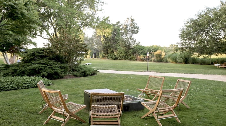 A look at the yard of The Roundtree boutique hotel...