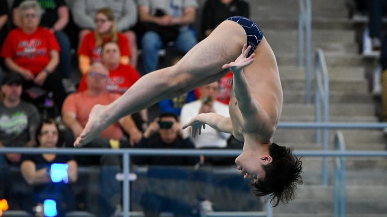 Jericho's Tristan Yang competes in the 2024 NYPHSAA boys 1-meter...