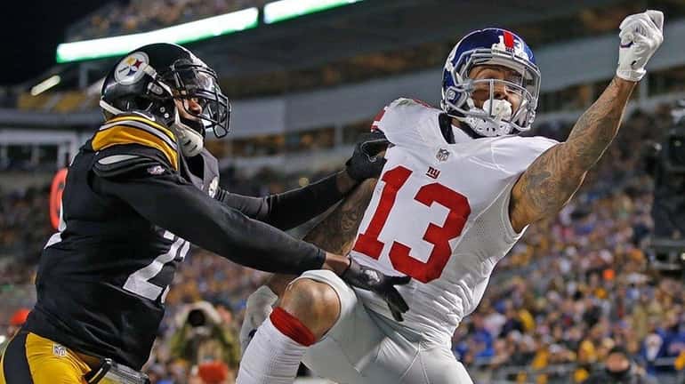 Giants receiver Odell Beckham Jr. cannot make the catch in...