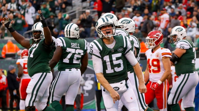 Josh McCown of the Jets reacts after his touchdown against...