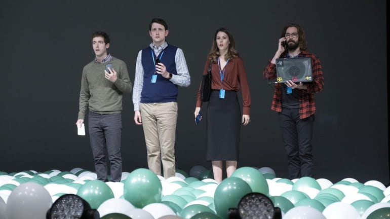  Thomas Middleditch, Zach Woods, Amanda Crew and Martin Starr in...
