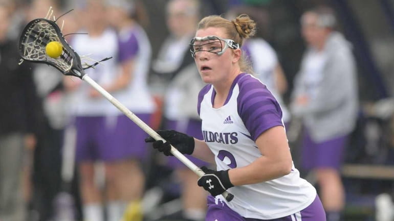 Shannon Smith (West Babylon), Northwestern University women's lacrosse player.