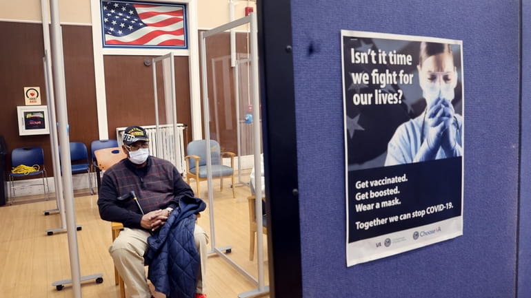 Army veteran Robert Hall waits the recommended 15 minutes to...