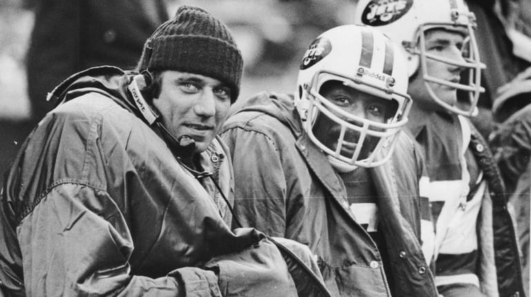 Joe Namath sits on the sidelines during the Jets vs...