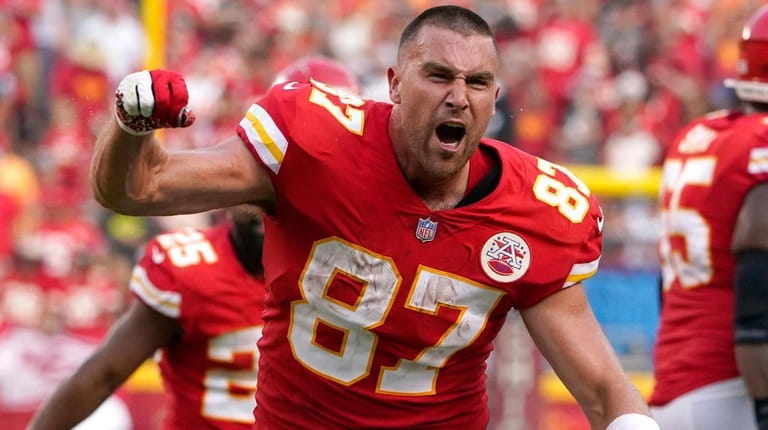 Kansas City tight end Travis Kelce celebrates during the second...