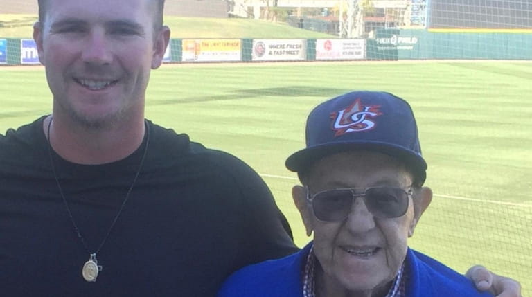 Mets rookie Pete Alonso with his grandfather, Peter Conrad Alonso.