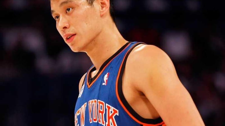 Jeremy Lin #17 of the New York Knicks and Team...