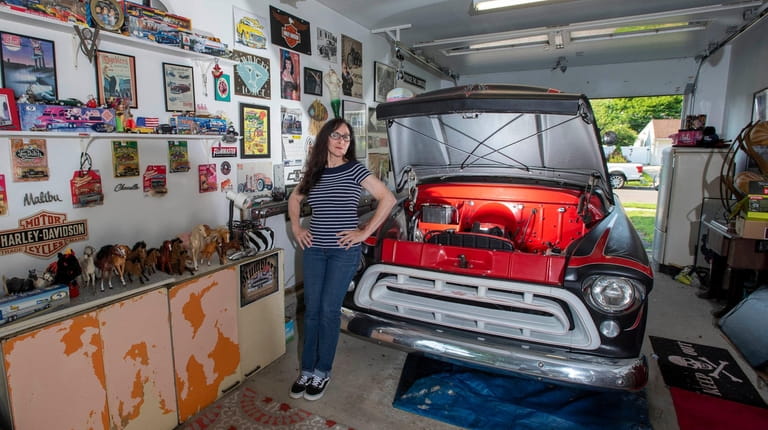 Cynthia Raven's Levittown garage.