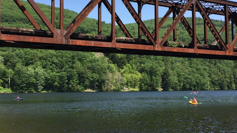 Explore the Connecticut River in Vermont on kayak this fall. 