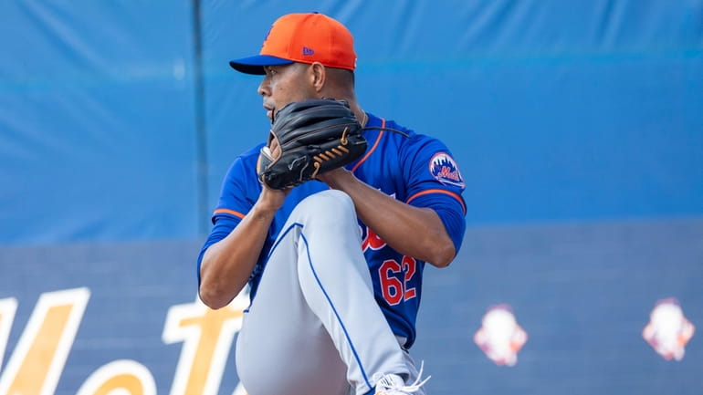 New York Mets pitcher Jose Quintana during a spring training...