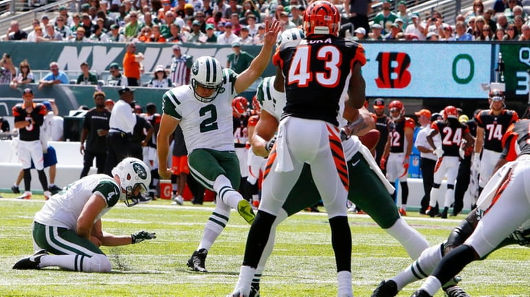 Nick Folk of the New York Jets misses a field...