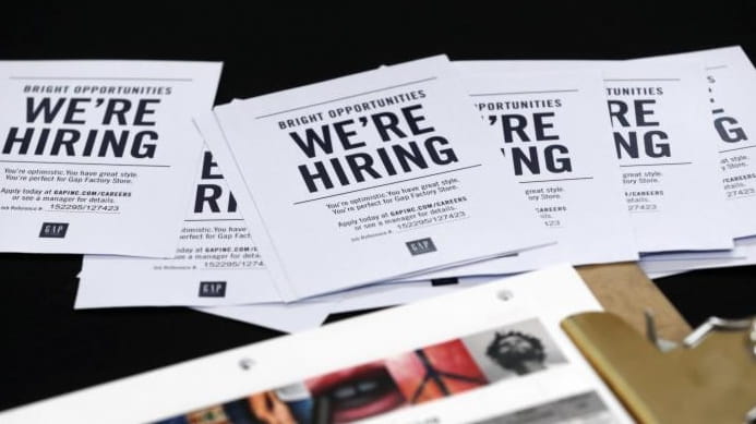 Job applications and information for the Gap Factory Store sit...