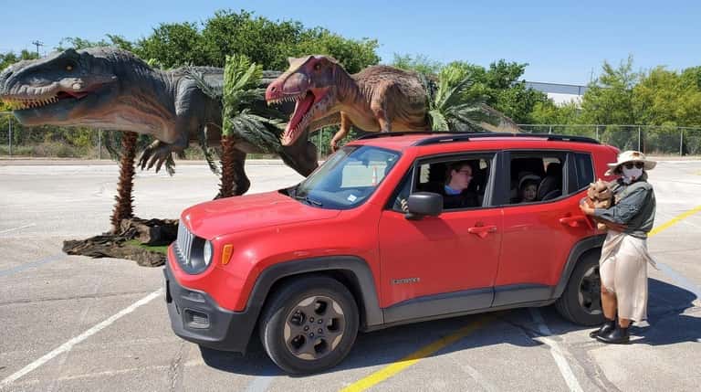 Jurassic Quest, a drive-through dinosaur experience, is coming to Long...