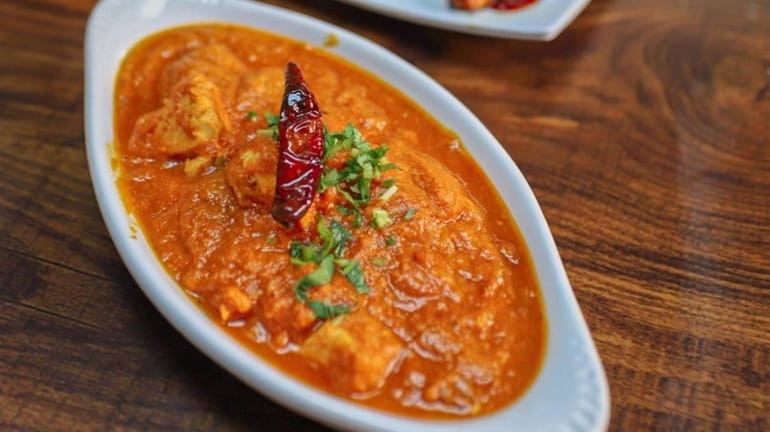 Chicken vindaloo at Tava, a new Indian eatery in Glen...