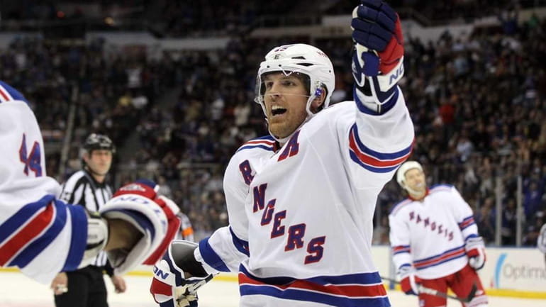 Brad Richards #19 of the New York Rangers celebrates a...