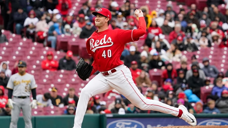 Cincinnati Reds starting pitcher Nick Lodolo delivers during the first...
