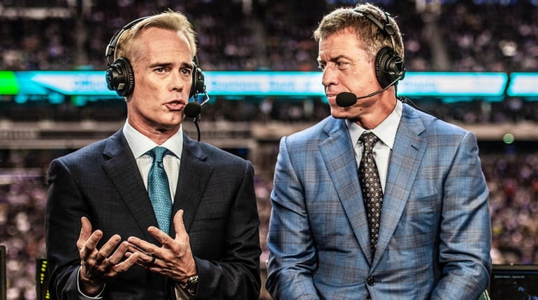 Joe Buck and Troy Aikman call a game at MetLife...