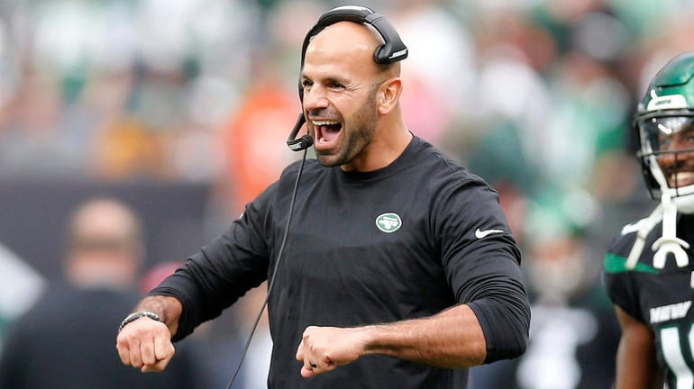 Jets head coach Robert Saleh reacts during the fourth quarter...